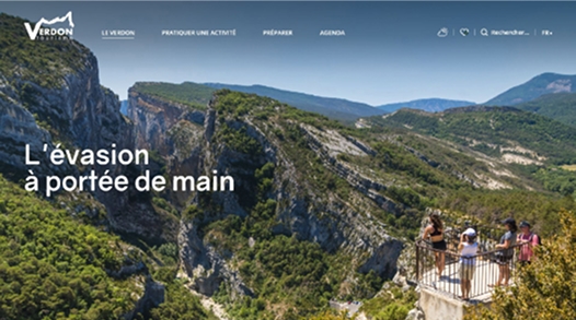 projet_site_web_office_tourisme_verdon_portfolio_purplemay_manon_williot_5 Maquette de la page "randonnées" desktop du projet de refonte de site web pour l'office de tourisme du verdon, par purplemay Manon Williot
